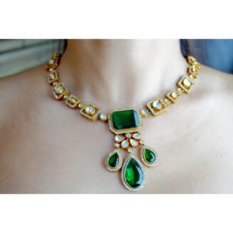 Emerald Grace Polki Necklace Set