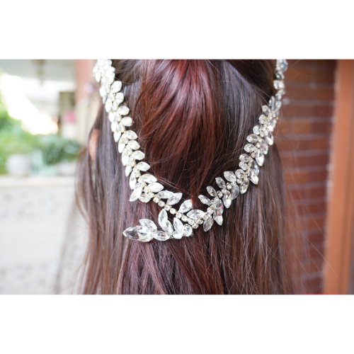 10WOjS6N_SfUDaGOD38HrN6jyzsEtUOXP.jpg Crystal Hair Vine