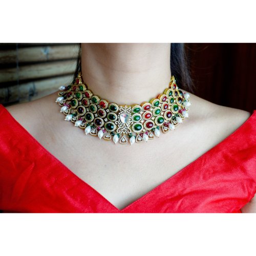 11ggnxUHKpgfqzuFiraSplTFXMMSm4lJZ.jpg Navratna Pachi Kundan Necklace Set