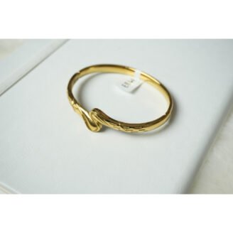 Gold Vintage Patterned Bangle Bracelet