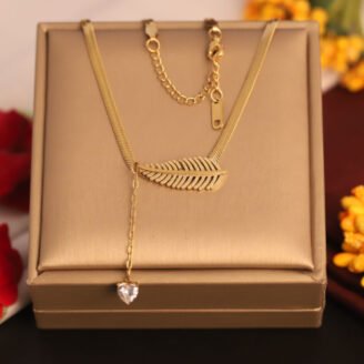 22k Gold Plated Snake Chain Neckalce with Leaf and Stone Studd Pendant