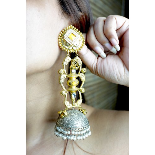 1CiGsUCigJp87PzJndKBcMzqkaEtF0eay.jpg Long Dual Tone Monalisa Stone Jhumka Earrings