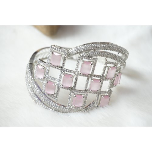 1DS8KLPpFukSQk_ylO4362X_BsEhyoyXU.jpg Pink AD Bracelet