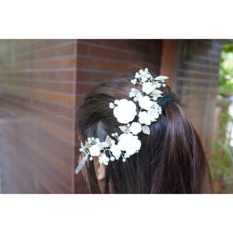 White Floral Hair Pin
