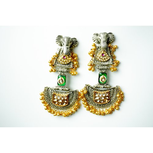 1Fsu03sgQ9Lt_TGPAAjqDt-pqhPDZq_y_.jpg Long Dual Tone Elephant Polki Kundan Earrings