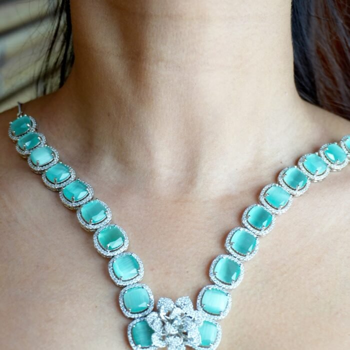 1GJy5m9Gy8tKZYPSecqiI9CWKg-Z7VQtD.jpg Mint Green AD Necklace Set