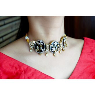 Floral Black Kundan Choker Necklace Set