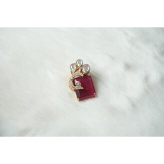 Ruby Brooch Golden Earrings