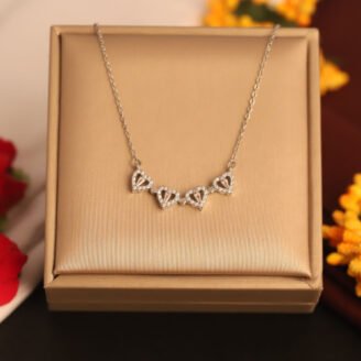Silver Plated Chain with Heart Shaped Magnetic Pendant