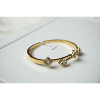 Gold Crystal Square Bracelet