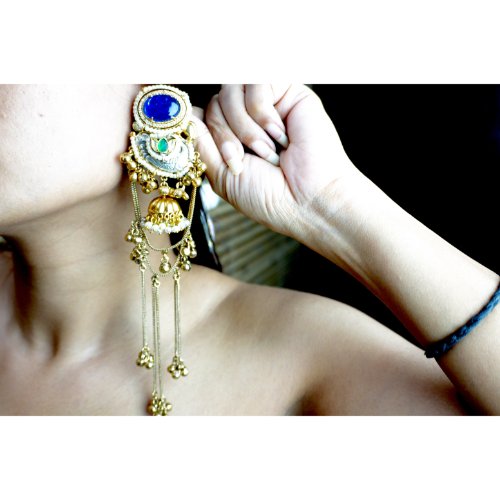 1Pirv6IZzKdJcN8VuOVkELrgCRPX1oWik.jpg Blue Stone Jhumka Droplet Earrings