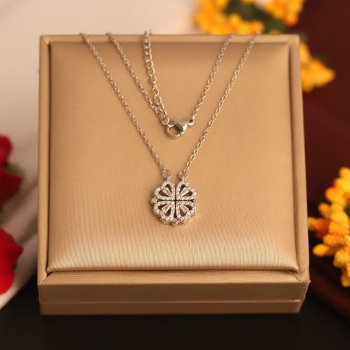 1SR1o98ulVHSxnaVAZNT2RxdGDuv54KDT.jpg Silver Plated Chain with Heart Shaped Magnetic Pendant