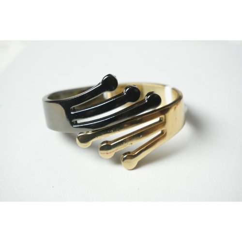 1SkYjSqiNK4Zyut4keRHO1B0uoCcPB2xw.jpg Two Toned Harmony Cuff Bracelet