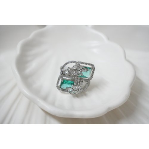 1Tw6alQ3ychScOXRtwolbVUoGqAf1E7tV.jpg Green Square Floral AD Ring