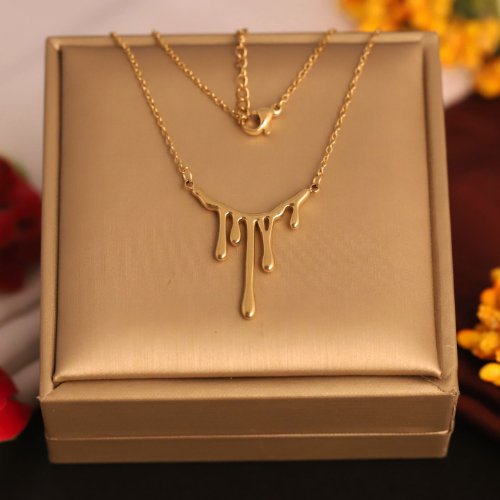 1ZcBMYJfD39jNkHWuqtiYwx8E8SrY_zff.jpg 22k Gold Plated Chain Necklace with Designer Pendant