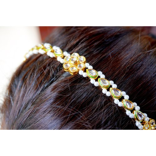 1b8Q9EIlbfk8jziiosPobXQwgVyd3XQke.jpg Clear Stoned Kundan Sheeshpatti