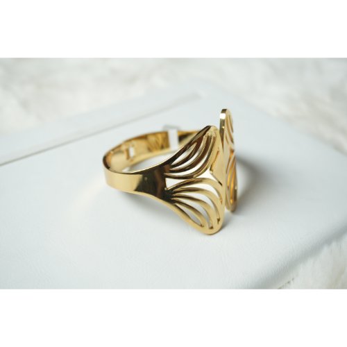 1b8Yj8IveFe97uQ8amLWi6NFKin8EPKVi-1.jpg Gold Thunder Cuff Bracelet