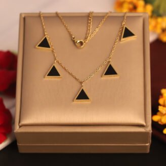 22k Gold Plated Chain Neckalce with Black Triangle-Shaped Pendant