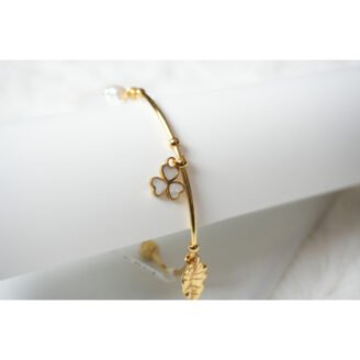 Gold White Clover and Pearl Charm Bracelet