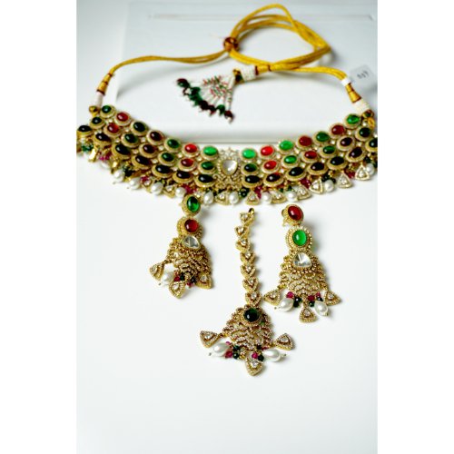 1i3OKCvit-xtq3rxsdXtQ4V8EgdpB2PMa.jpg Navratna Pachi Kundan Necklace Set