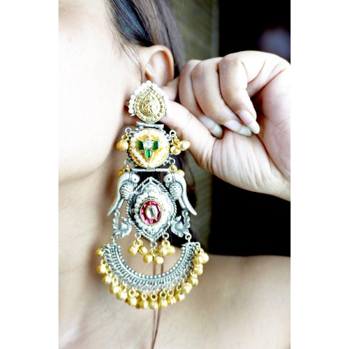 1iMpd256pya6jMZaOdW1fEHo-_WSAOIrr.jpg Long Dual Tone Chandbali Earrings