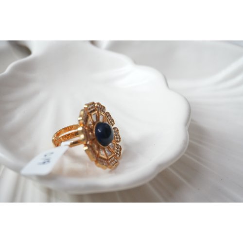 1i_IN8eiZIEa1i3xPzQKiQSCj5vi8BXXy.jpg Blue Sapphire Gold Floral Ring