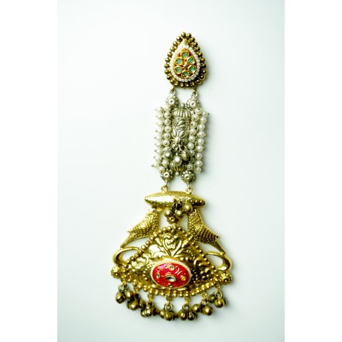 1n1rjVBQzHdIG07tfOKb4y9IO9peoV0Zo.jpg Birds & Pearls Ghungroo Earrings