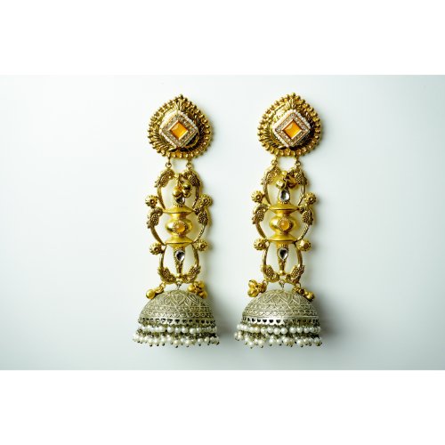 1tmKiZbvMsahgy8dBdvplApVcRIsMzygU.jpg Long Dual Tone Monalisa Stone Jhumka Earrings