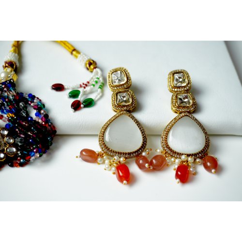 1vQsruVFcWP7ScgOCu2JYVJRyRLH9aYo7.jpg Choker Kundan Necklace with multi-beads Set