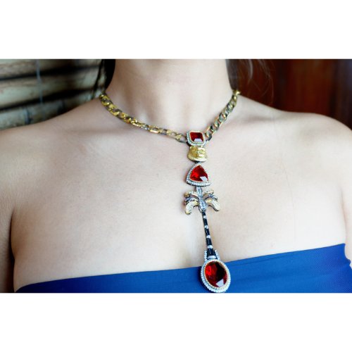 1xR_lKPPFu2HI1ESQu-qt3HcCl4_b_Qn6.jpg Palm Tree Red Gemstone Necklace Set