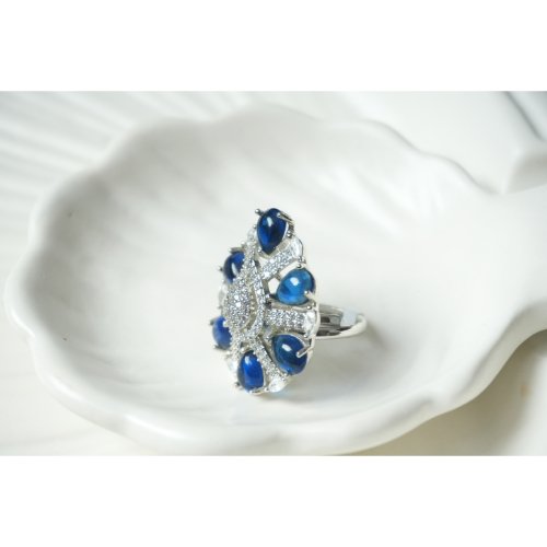 1xSIy_W4oyVc1wg_LE7AyCZVzG8htzPfy.jpg Aqua Blue Teardrop Ring