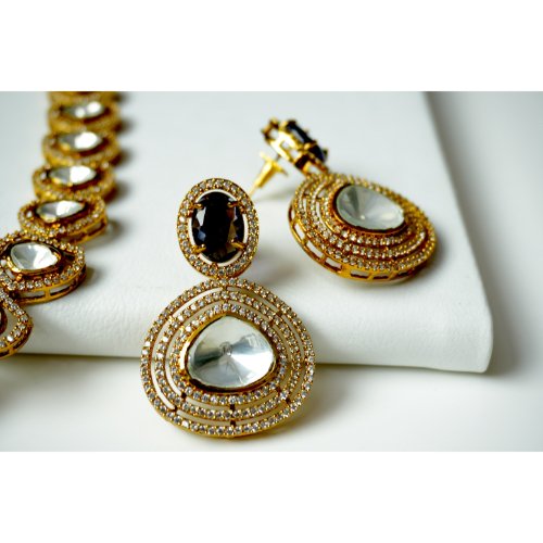 1ykkE-aXBJVG8wV__Eq7mYpOMdsK-xAoH.jpg Classic Uncut Kundan Polki Necklace Set