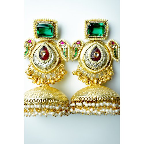 1ztJZgzia-7lfrTrz7-LISALxXapkmpCo.jpg Emerald Stone Kundan Jhumka Earrings